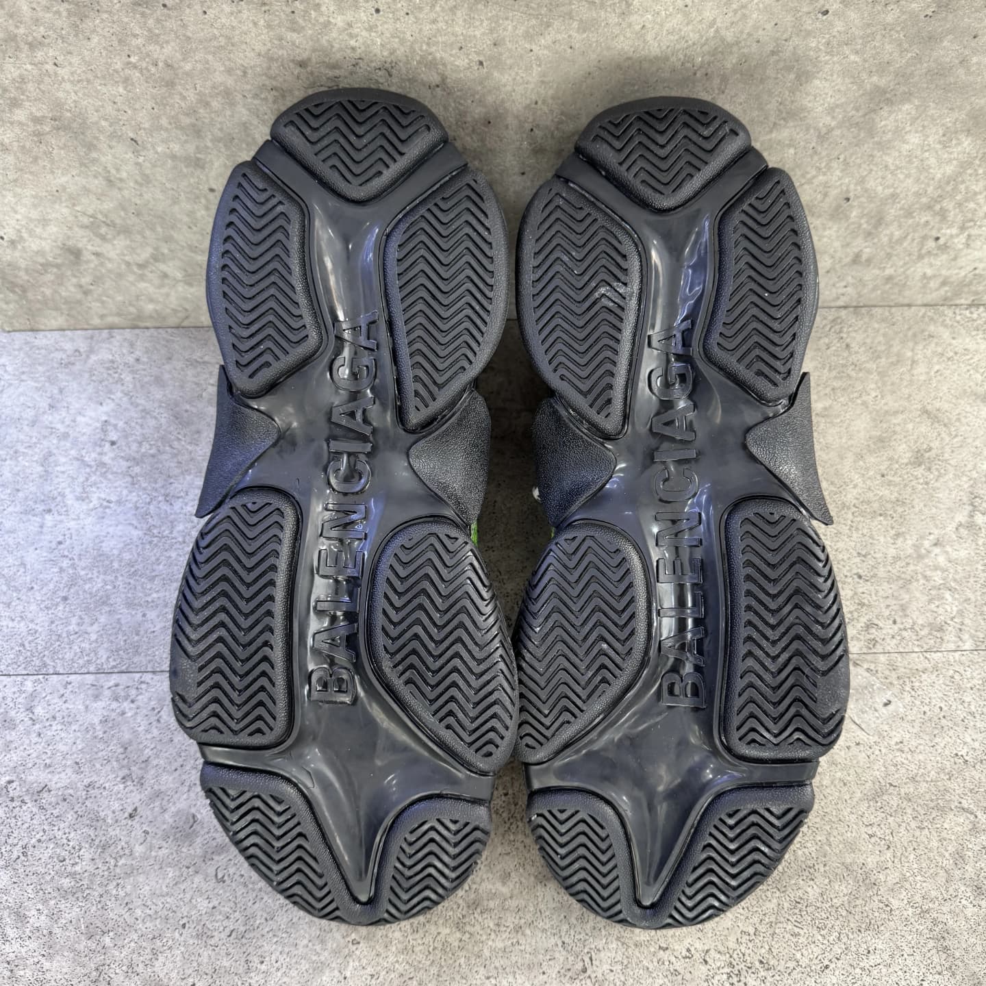 balenciaga-sole after