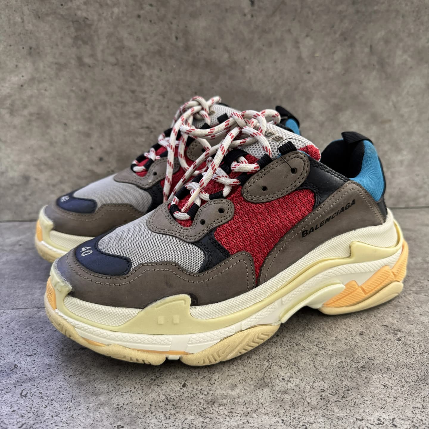 balenciaga-sole after