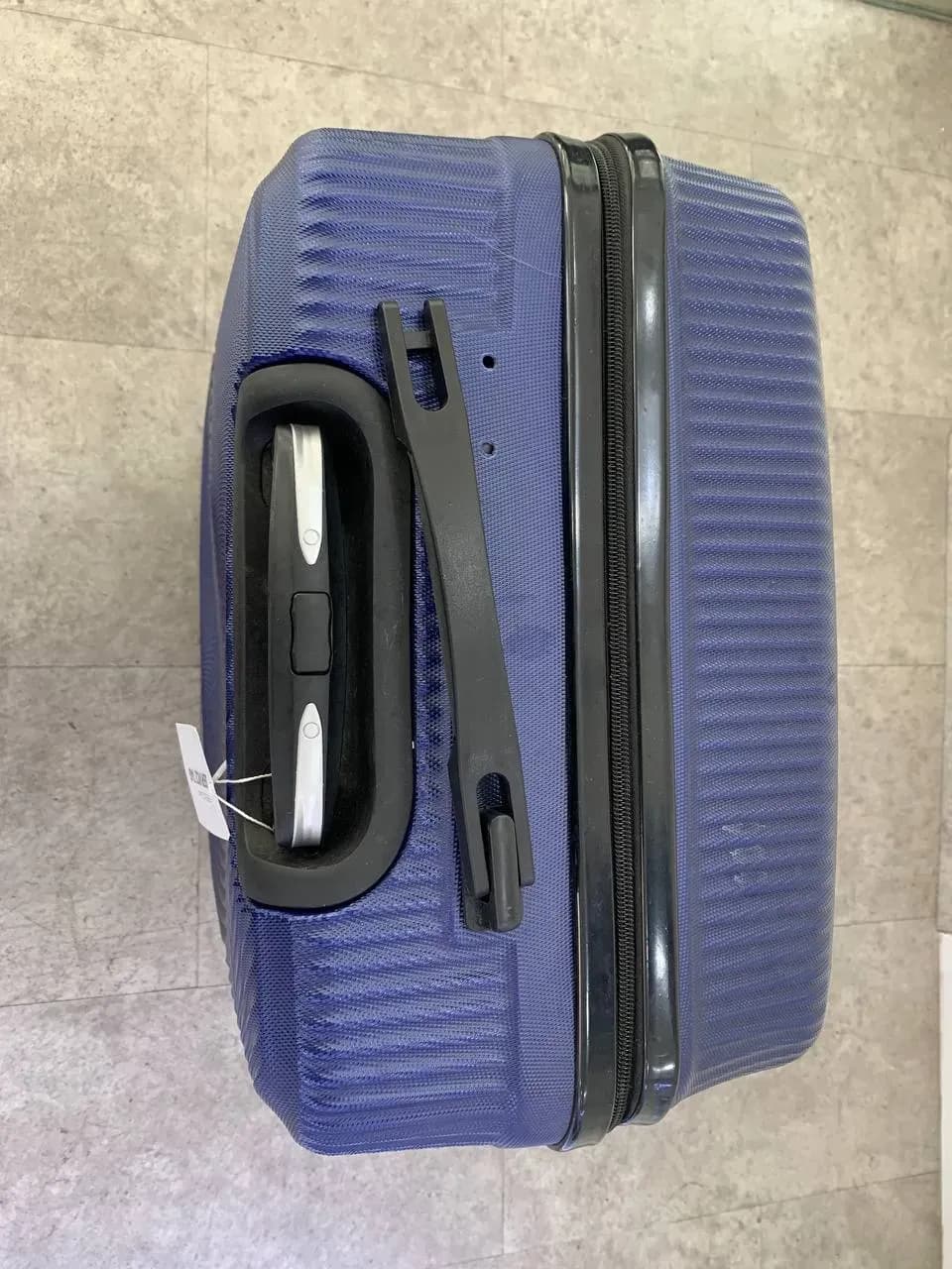 luggage-handle before