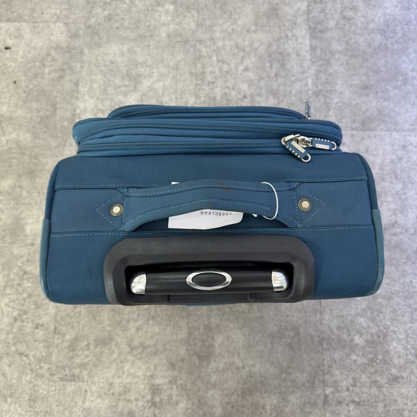 luggage-handle after