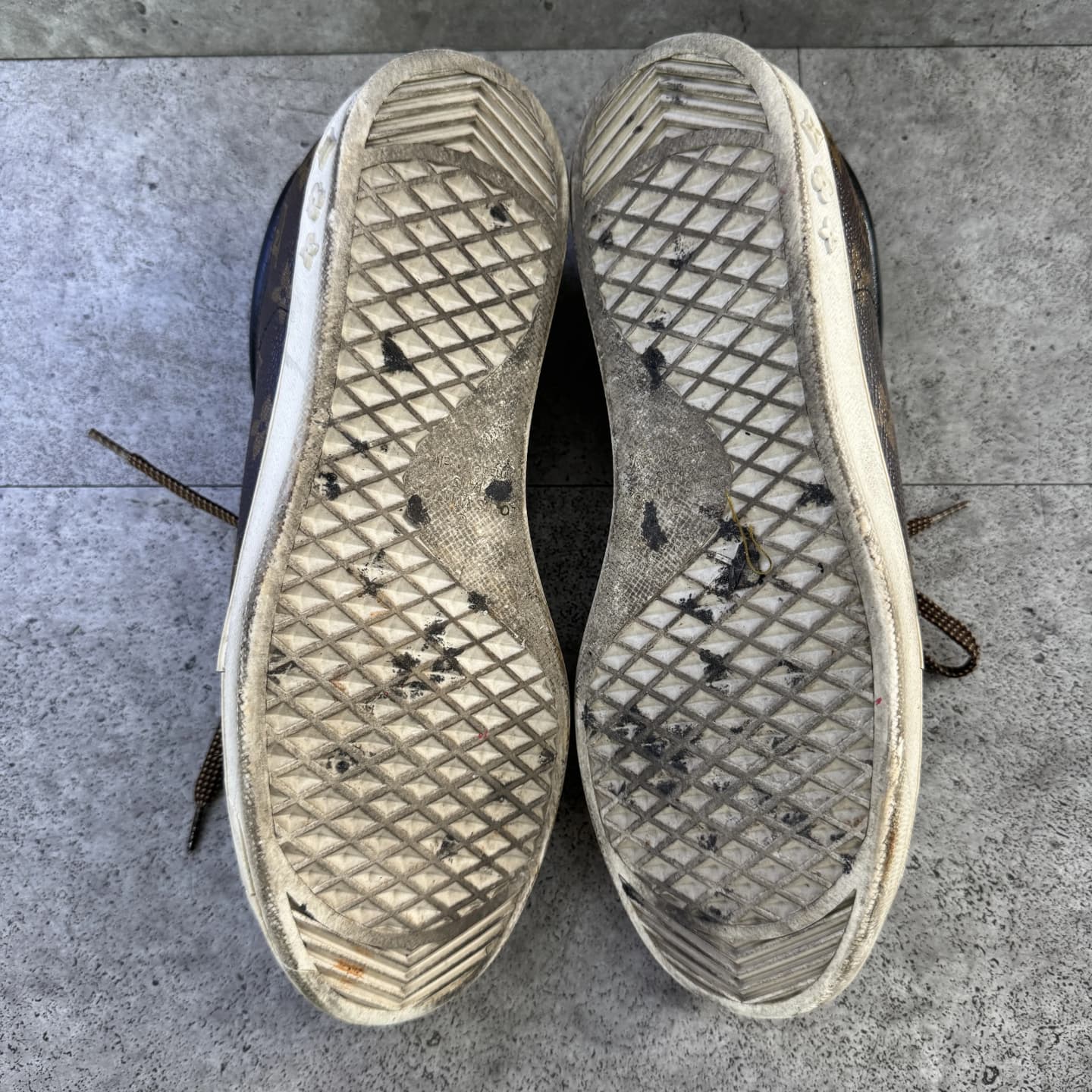 lv-sole before