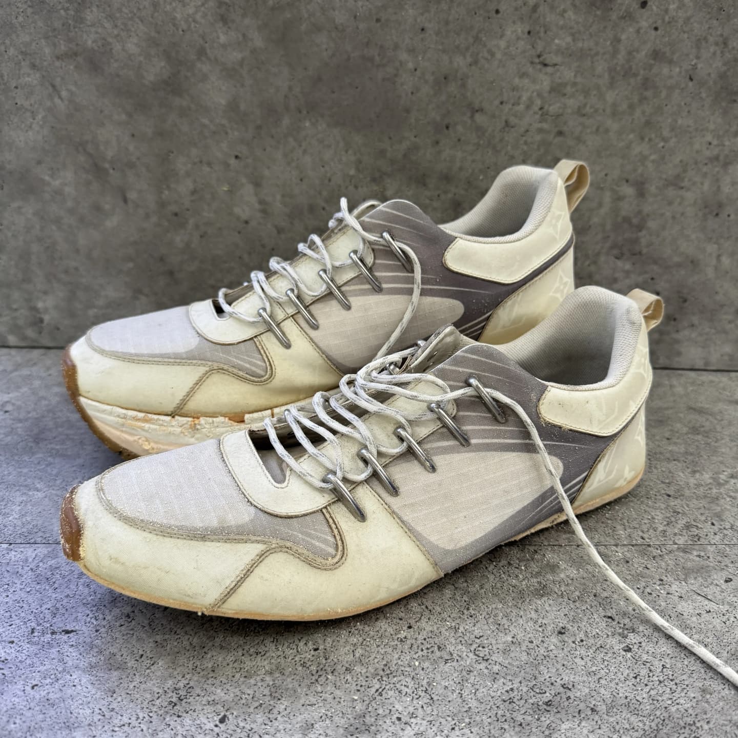 lv-sole before