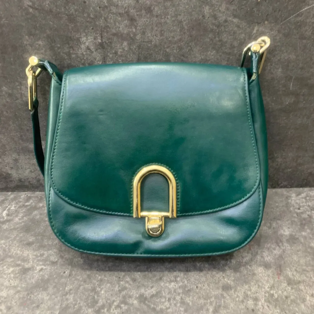 repaint-bag after