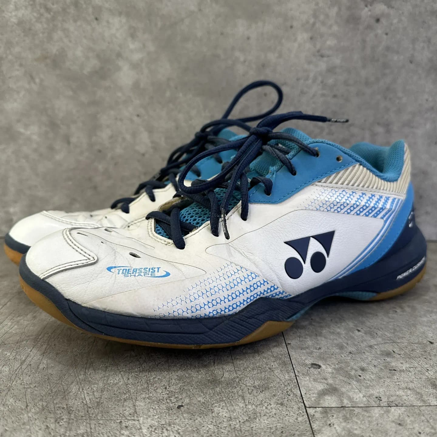yonex-shb-65-sole before