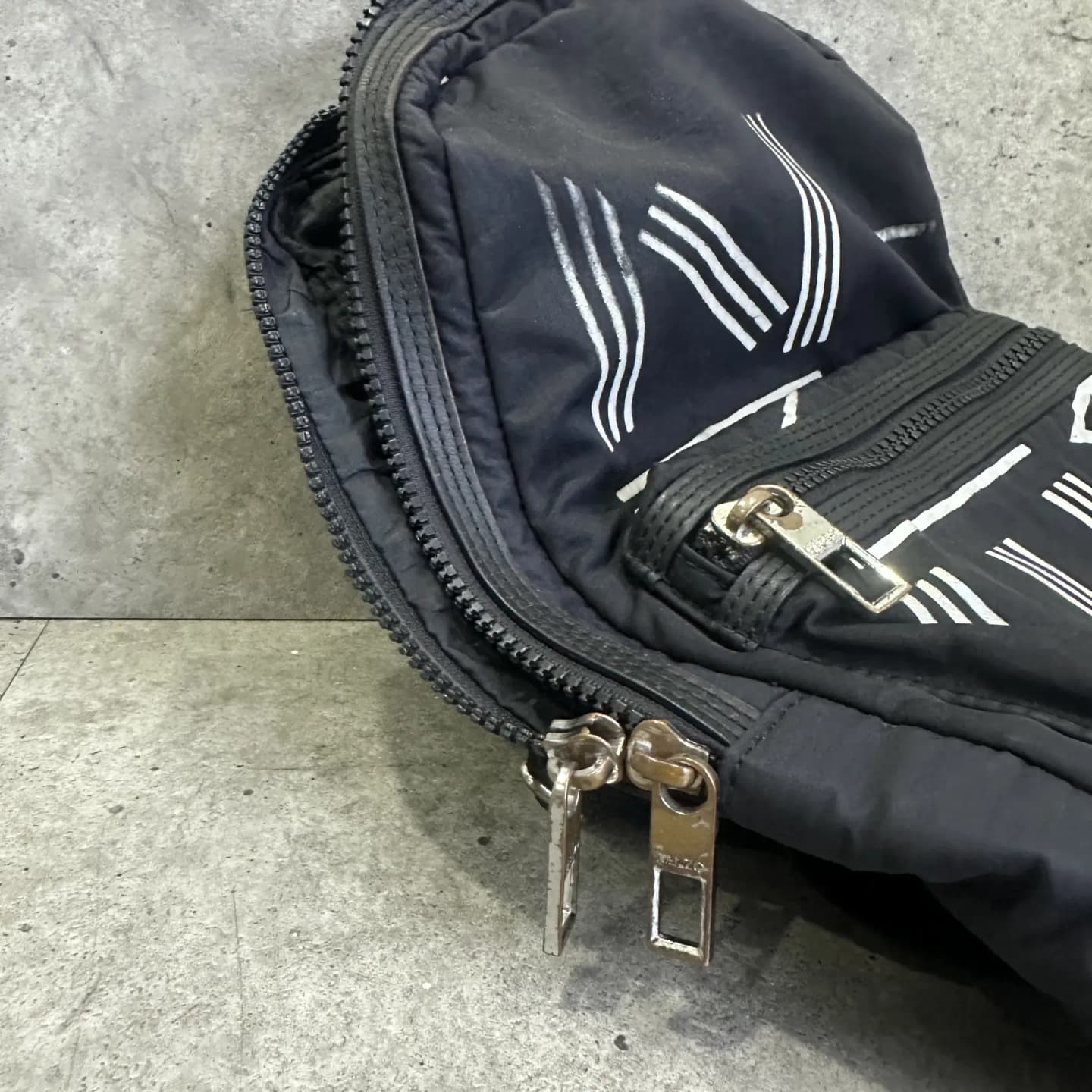 zipper-repair before