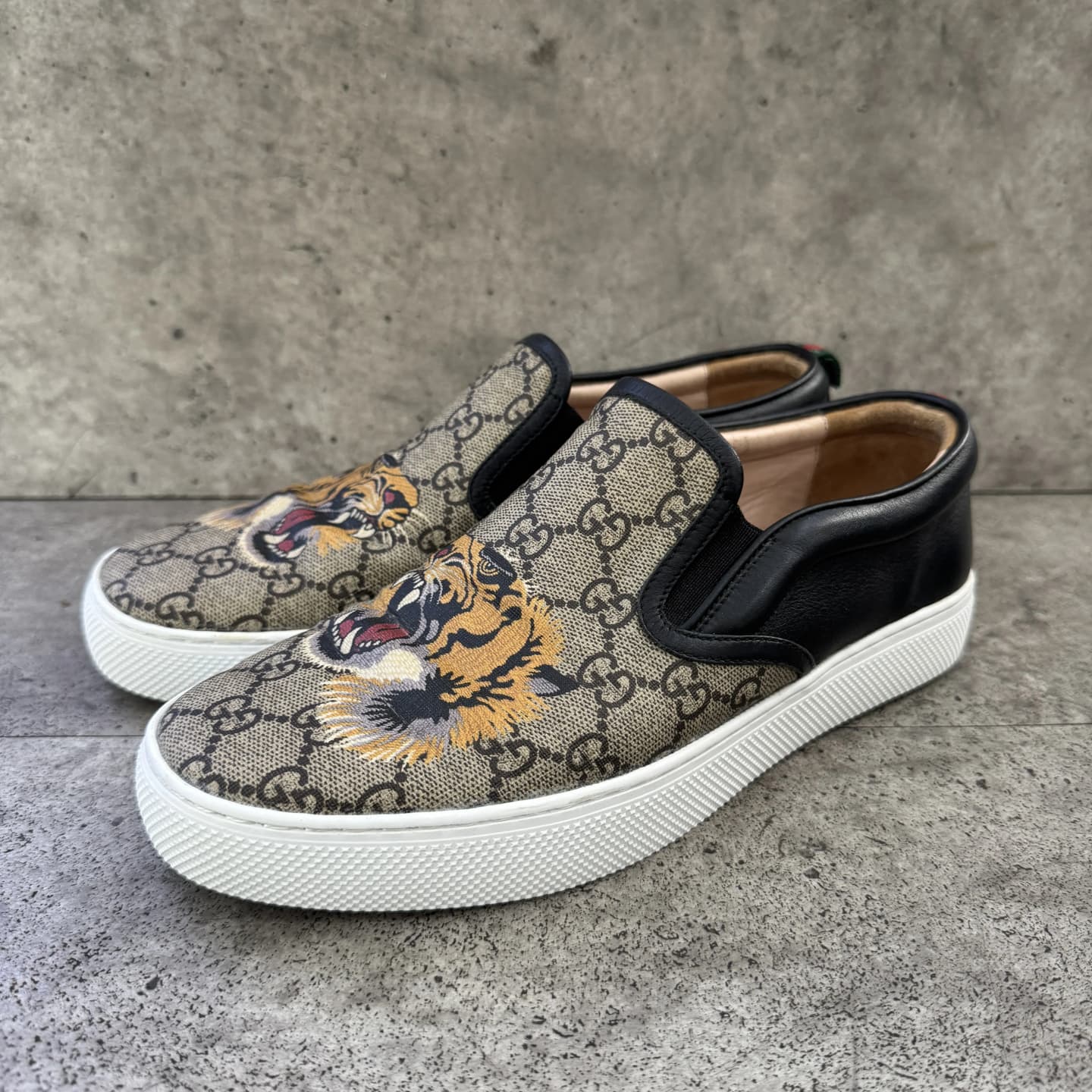 gucci-sole after