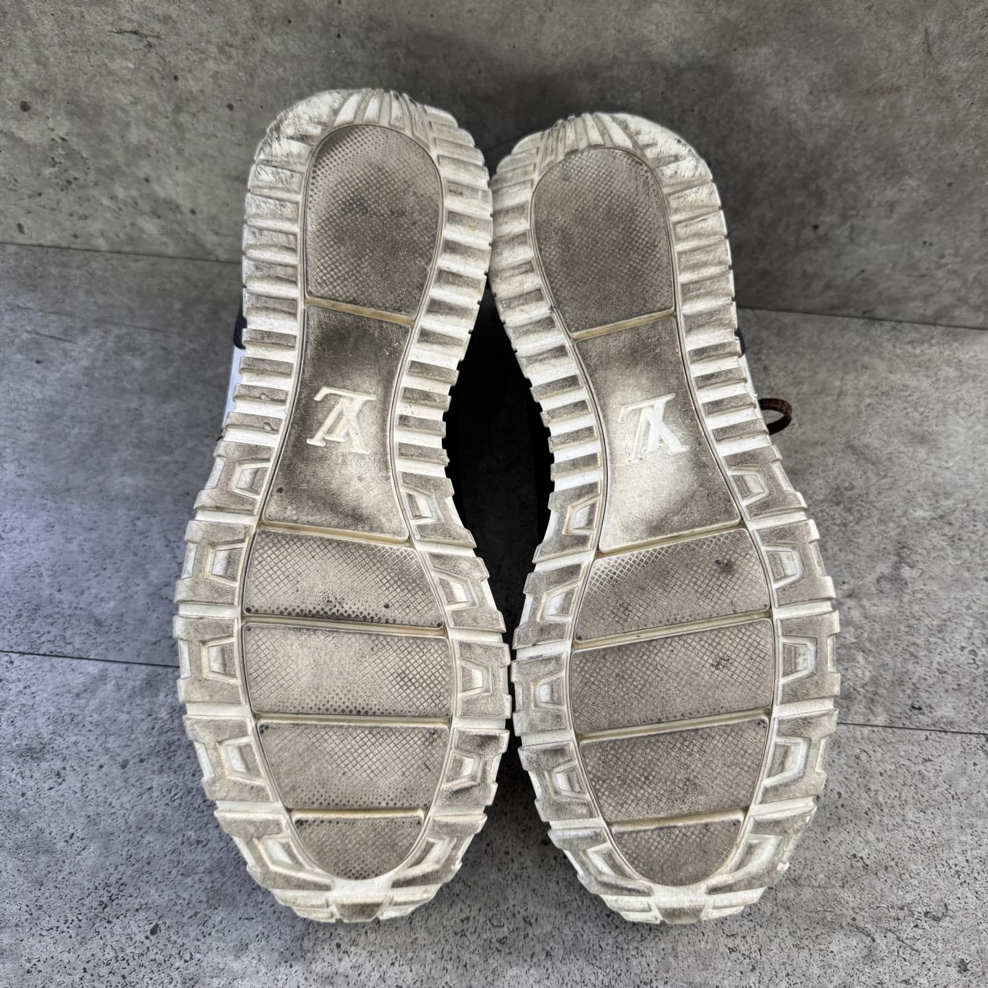 lv-sole before