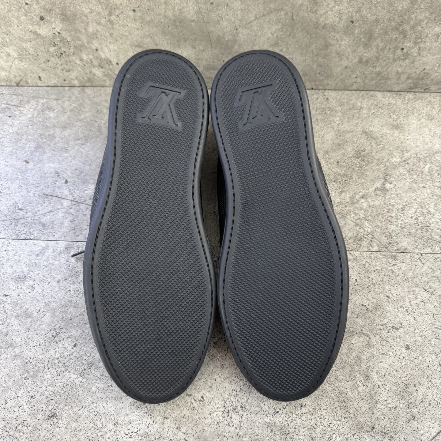 lv-sole after