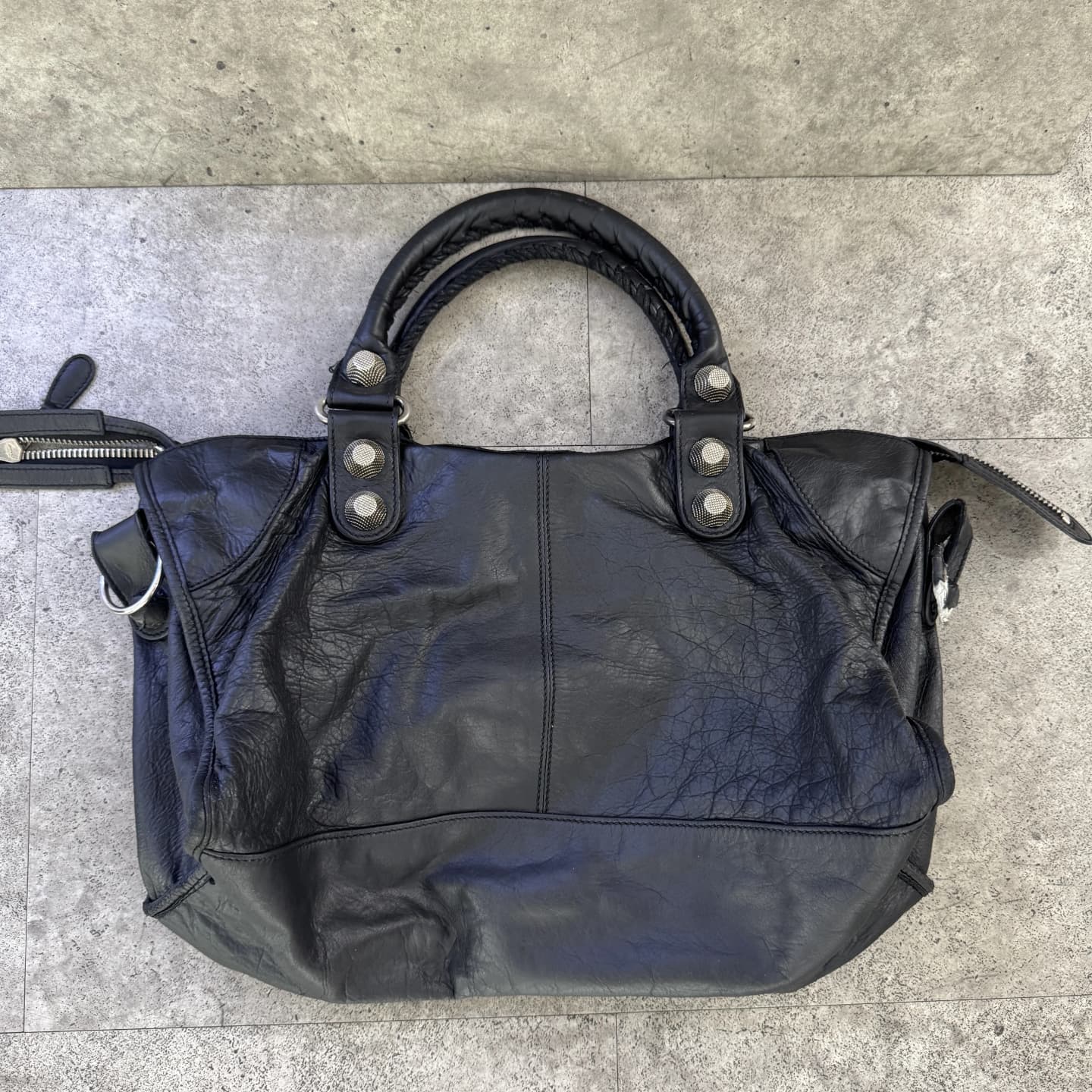 repaint-bag after